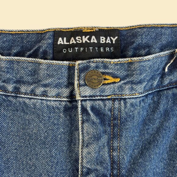 Vintage 90s fleece lined jeans, size 38 mens medium wash blue winter denim pants - Picture 4 of 8